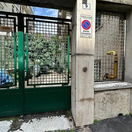 Quiet & Cosy Colosseum *